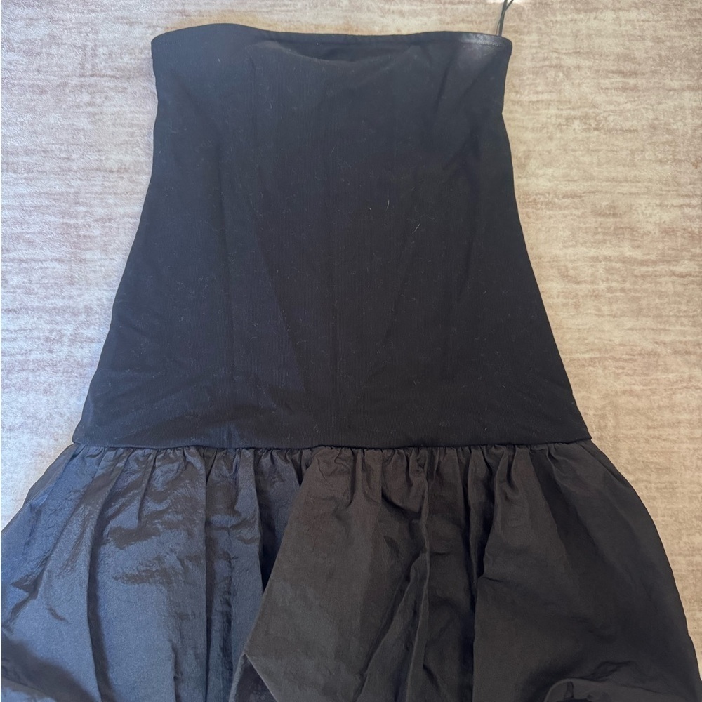 Edikted bubble mini dress size small - Picture 2 of 3